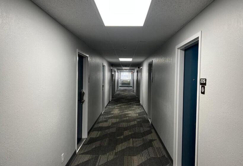 Motel 6 Altoona, Ia  Des Moines East