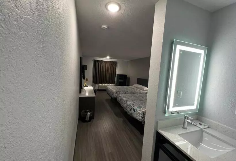 Motel 6 Altoona, Ia  Des Moines East