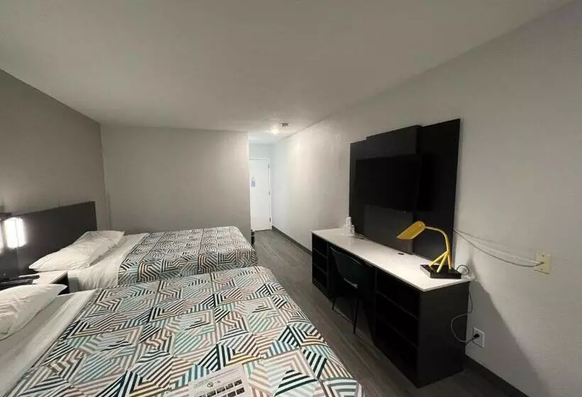 Motel 6 Altoona, Ia  Des Moines East