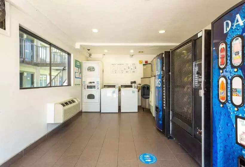 Motel 6camp Springs, Dc  South Camp Springs