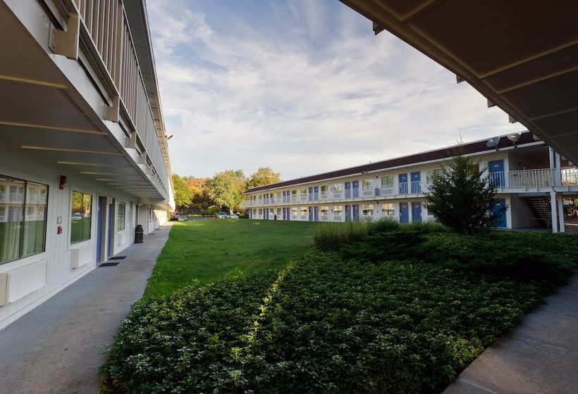 Motel 6camp Springs, Dc  South Camp Springs