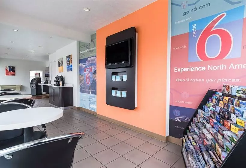 Motel 6long Beach, Ca  International City