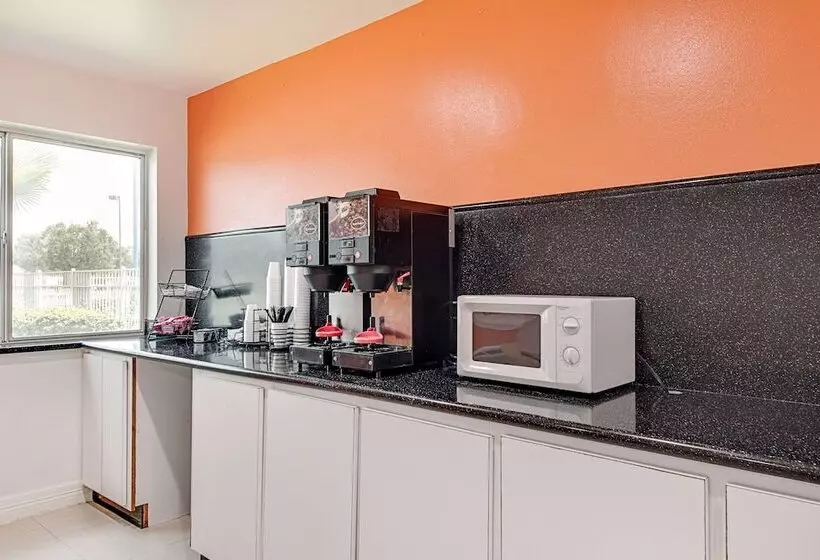 Motel 6mcallen, Tx East