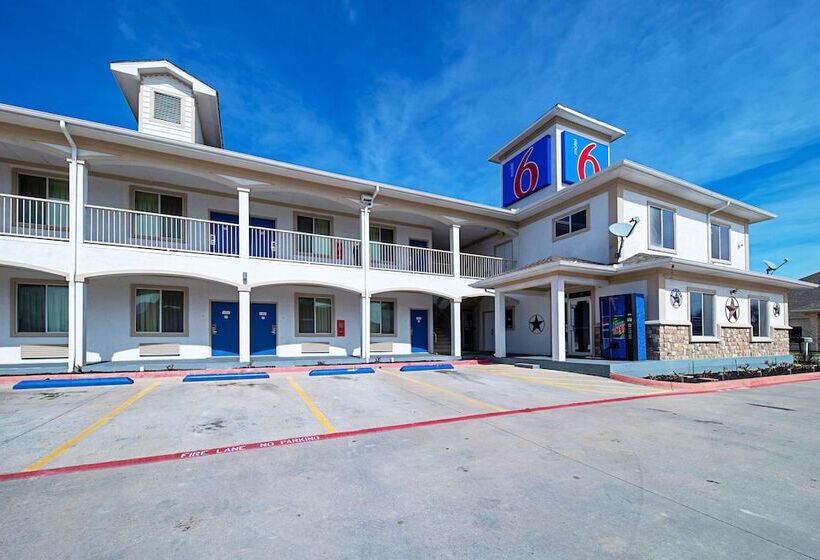 Motel 6rhome, Tx