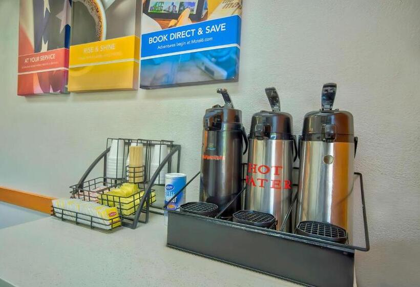 Motel 6warren, Mi Detroit East