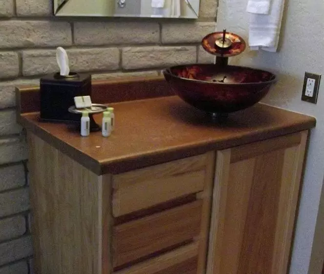 مُتل Greystone Inn