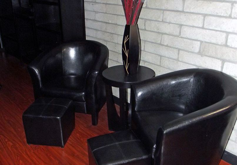 فندق على الطريق Greystone Inn