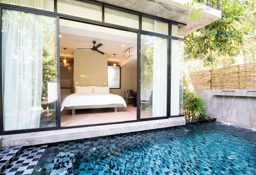 منتجع Villa Thalanena By The Beach