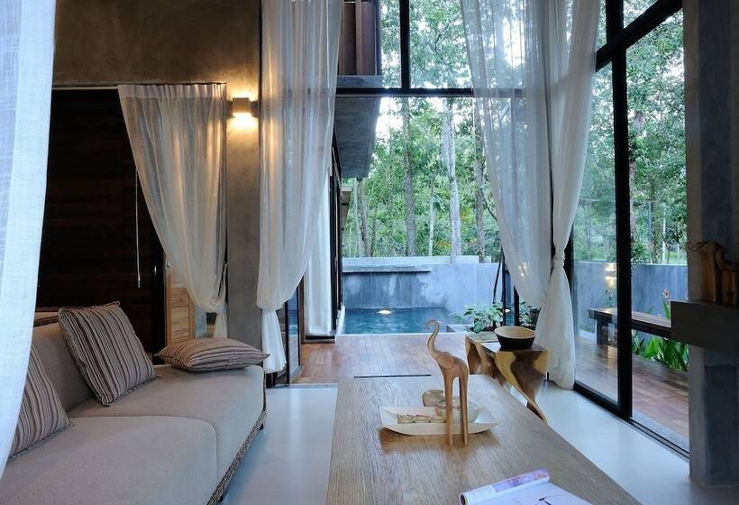 منتجع Villa Thalanena By The Beach