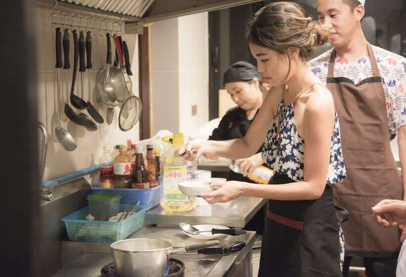 منتجع Villa Thalanena By The Beach