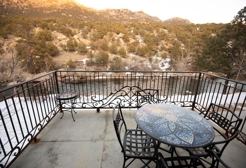 Surf Hotel & Chateau