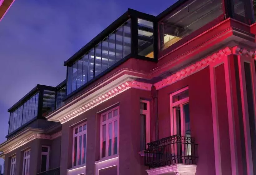 ベッドアンドブレックファースト Wabi Hostels