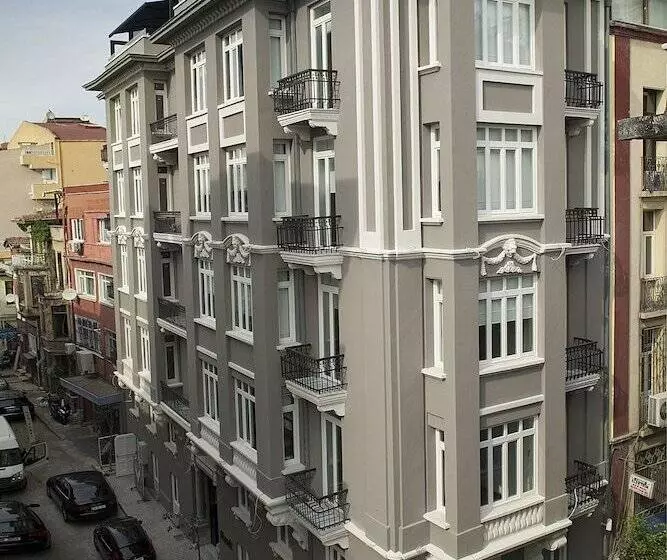 ベッドアンドブレックファースト Wabi Hostels