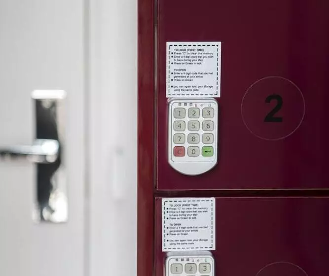 ベッドアンドブレックファースト Wabi Hostels