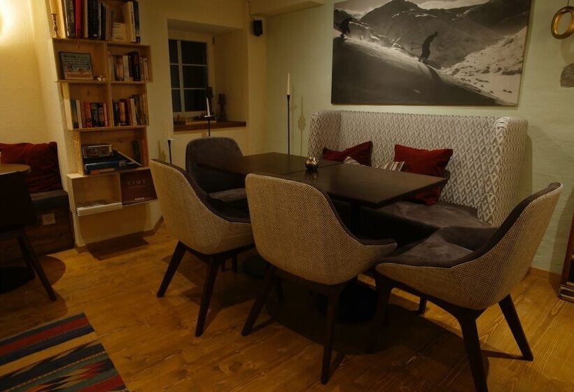 Boutique Hotel The River House