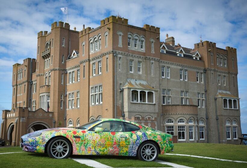 ホテル Camelot Castle