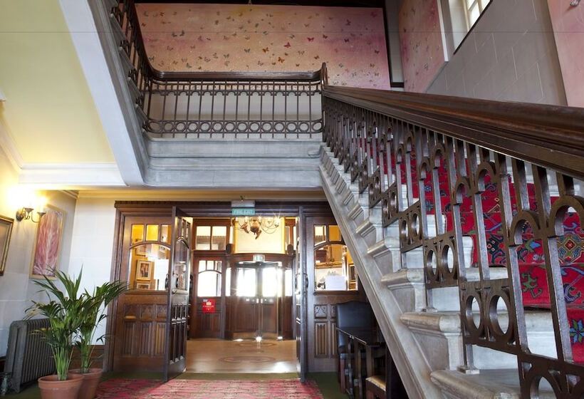 ホテル Camelot Castle