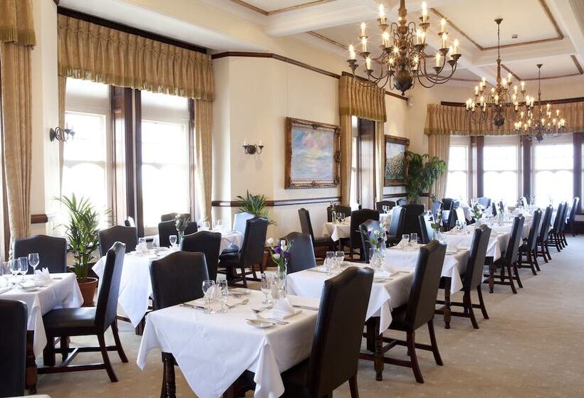 ホテル Camelot Castle