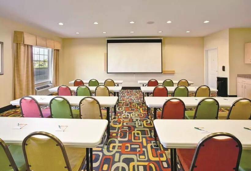 ホテル La Quinta By Wyndham Rochester Mayo Clinic Area South