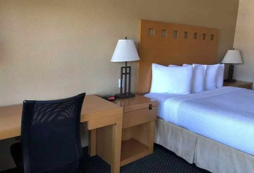 호텔 Lake Point Lodge