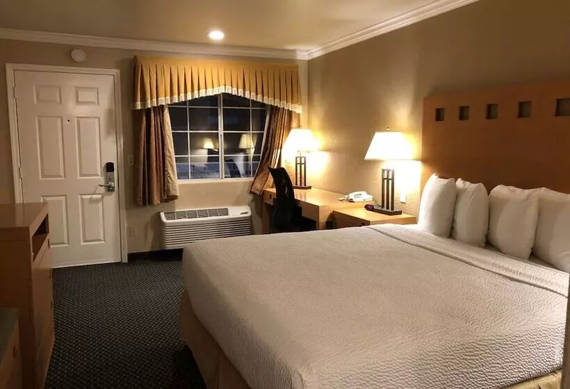 호텔 Lake Point Lodge