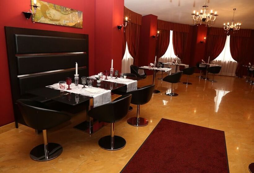 Отель Marcantonio