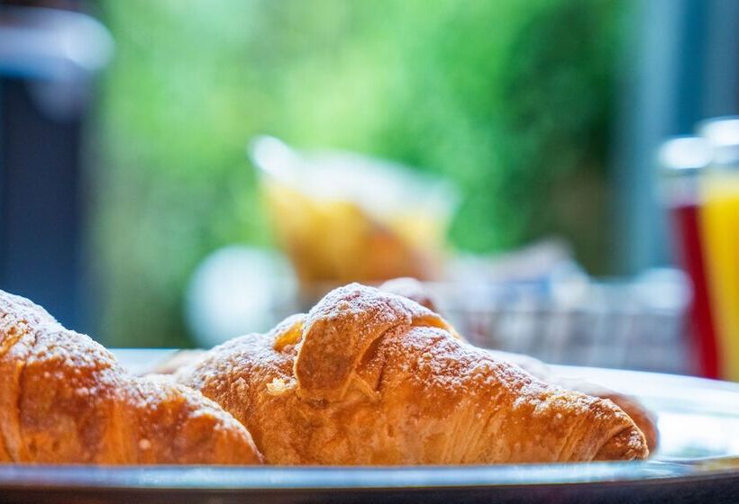 Отель Marcantonio