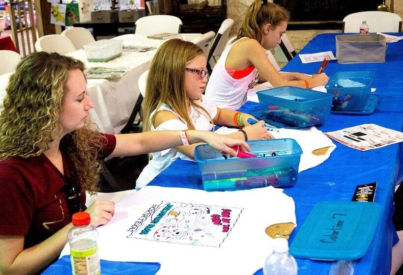 Отель North Texas Jellystone Park