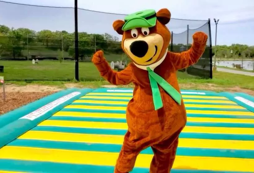 호텔 North Texas Jellystone Park