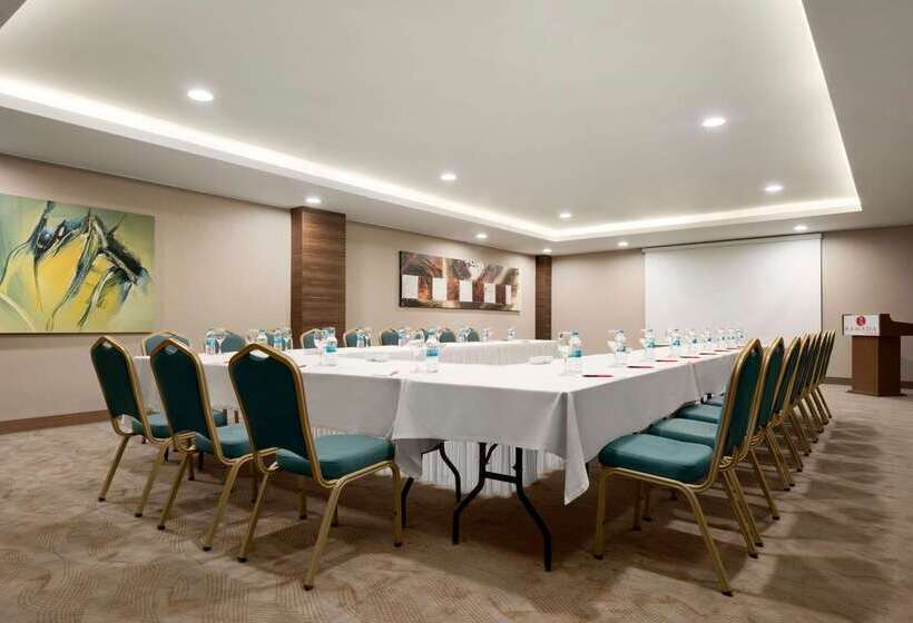 Hotel Ramada By Wyndham Elazığ