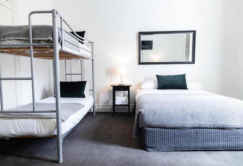 בית מלון כפרי Wynyard