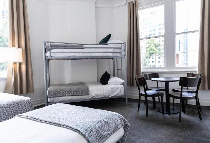 בית מלון כפרי Wynyard