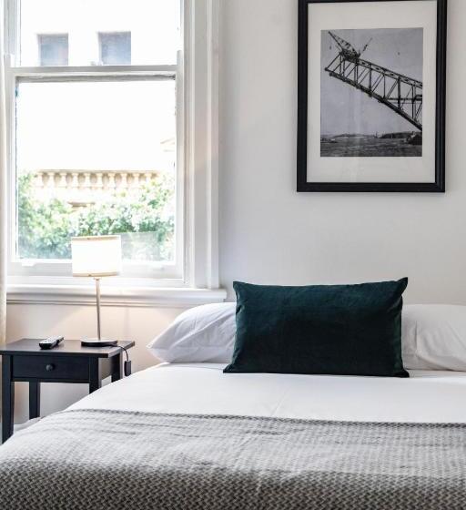 בית מלון כפרי Wynyard