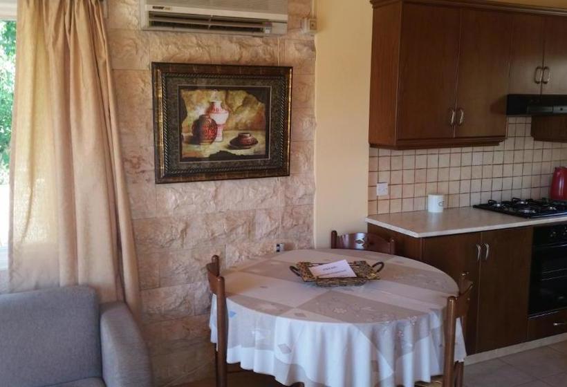 Kotzias Beach Apartments