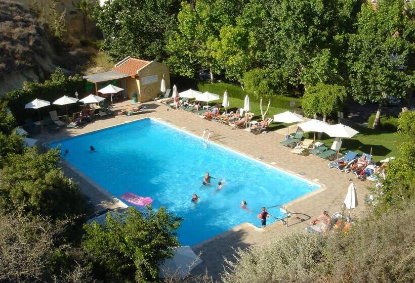 Kotzias Beach Apartments