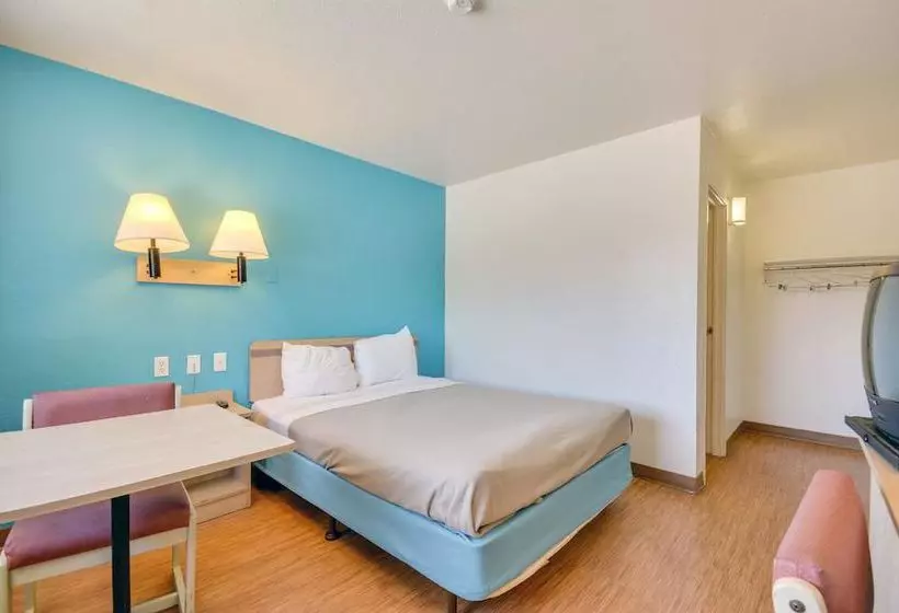 汽车旅馆 Rodeway Inn