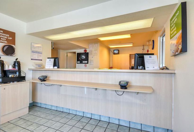 汽车旅馆  Rodeway Inn