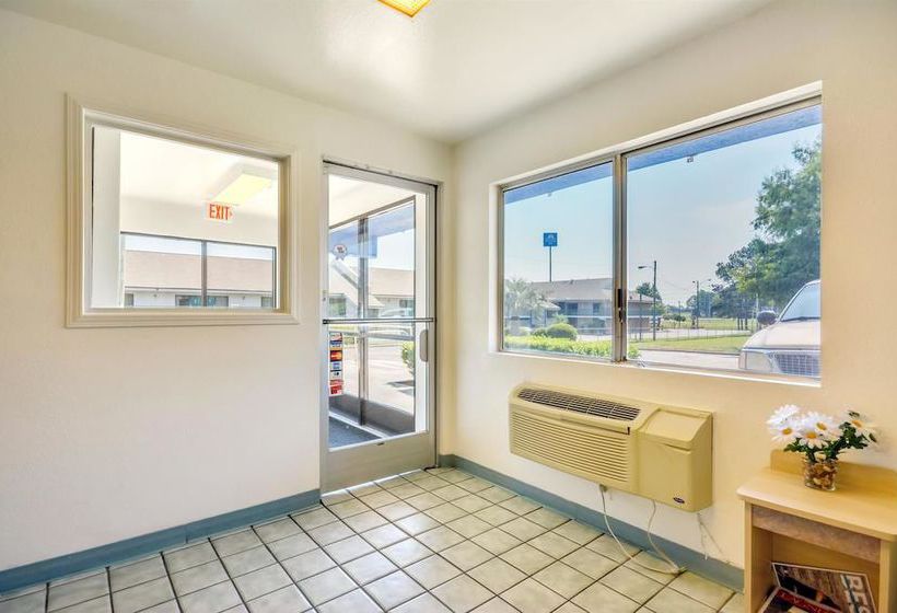 汽车旅馆  Rodeway Inn