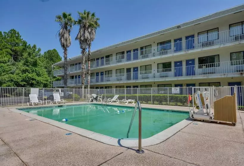 汽车旅馆 Rodeway Inn