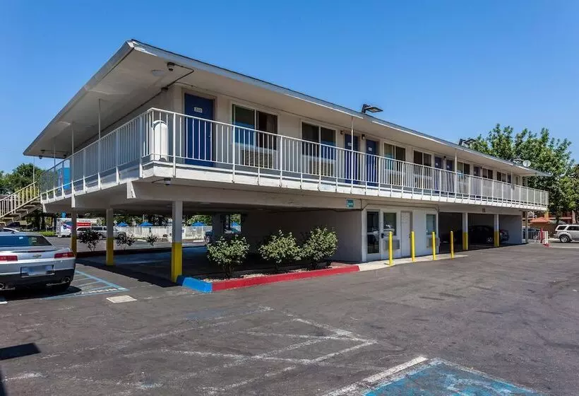 Motel 6 Sacramento, Ca   Downtown