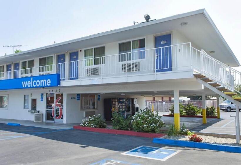 Motel 6 Sacramento, Ca   Downtown