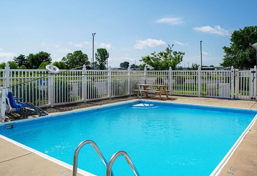 Motel 6 Seymour, In North