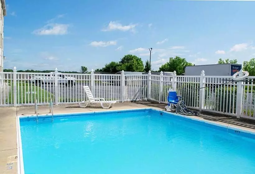 Motel 6 Seymour, In   North