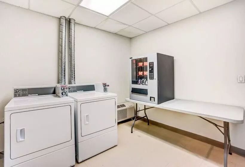 Motel Days Inn By Wyndham Stony Plain