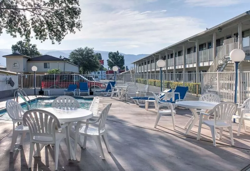 Motel 6 Bishop, Ca