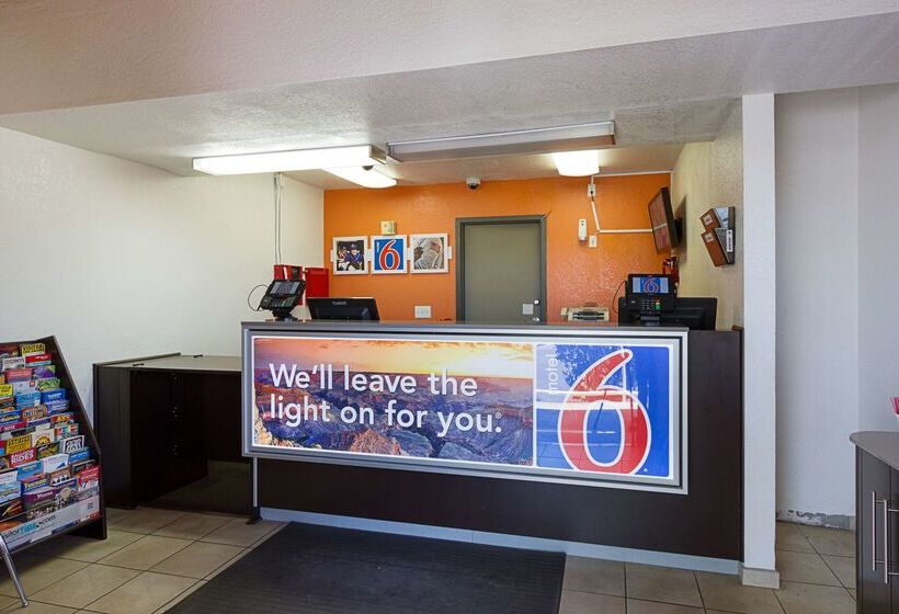 Motel 6mesa, Az  South