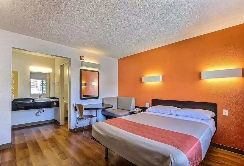 Motel 6pleasanton, Ca