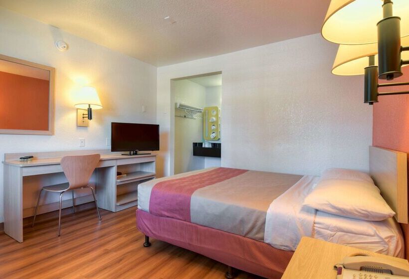 Motel 6san Dimas, Ca  Los Angeles