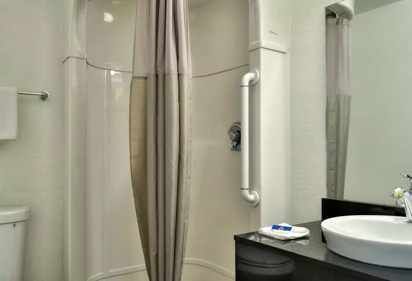 Motel 6santa Nella, Ca  Los Banos  Interstate 5