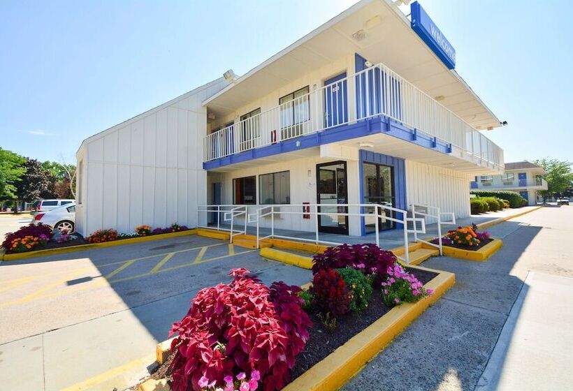 Motel 6windsor Locks, Ct  Hartford